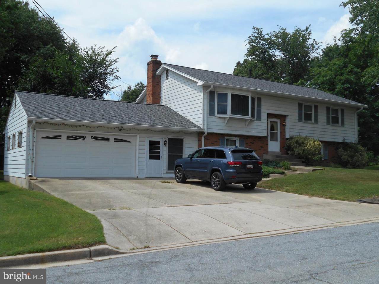 11704 Battersea Drive - Photo 1