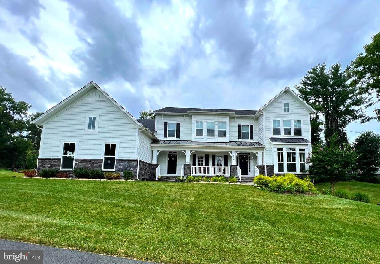 810 Walker Road - Photo 1