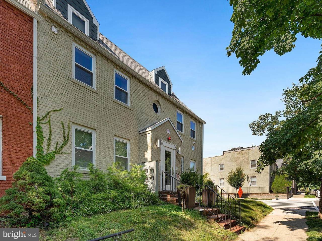 1823 D Street - Photo 1