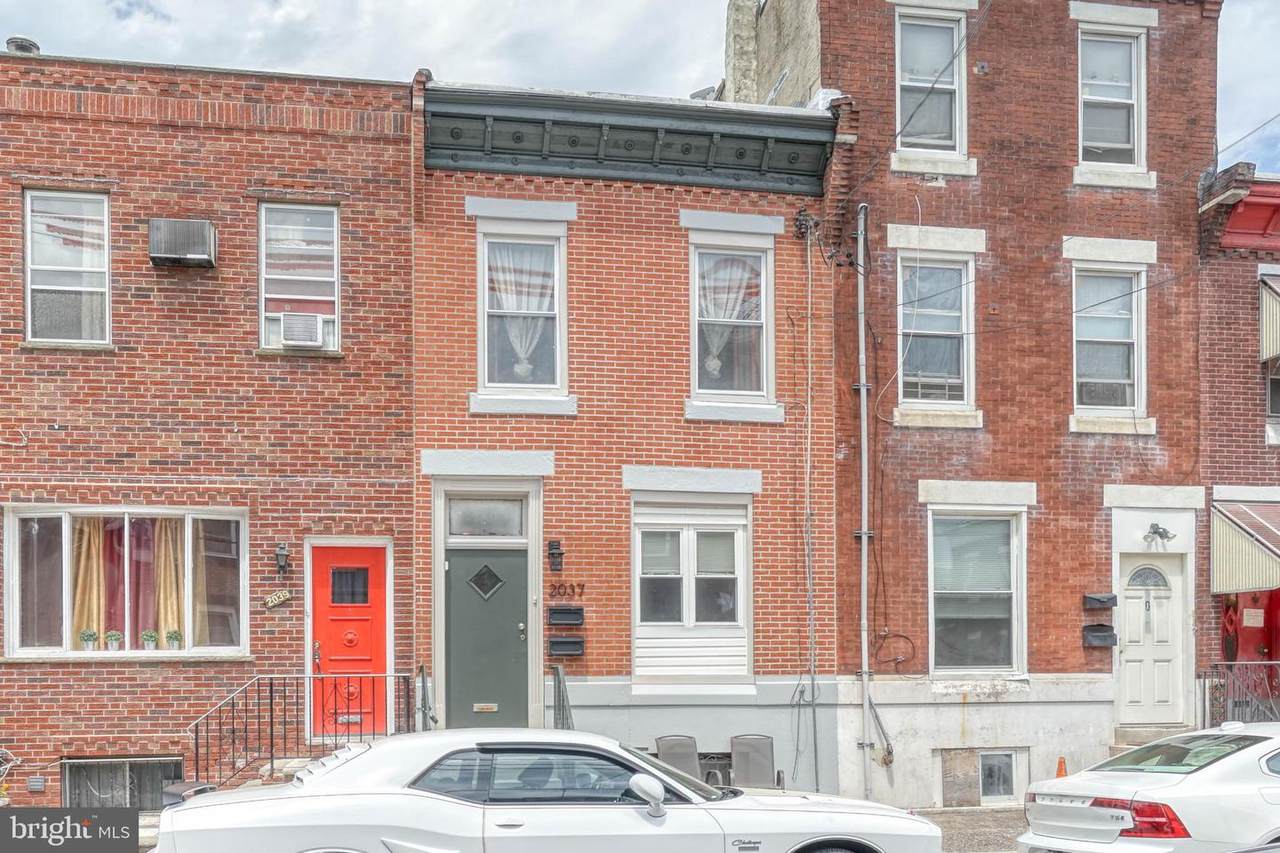 2037 Dickinson Street - Photo 1