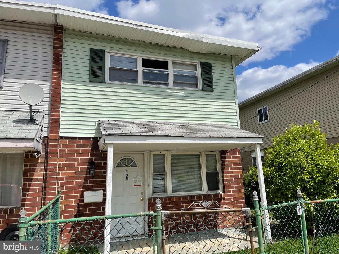 105 Rose Lane - Photo 1