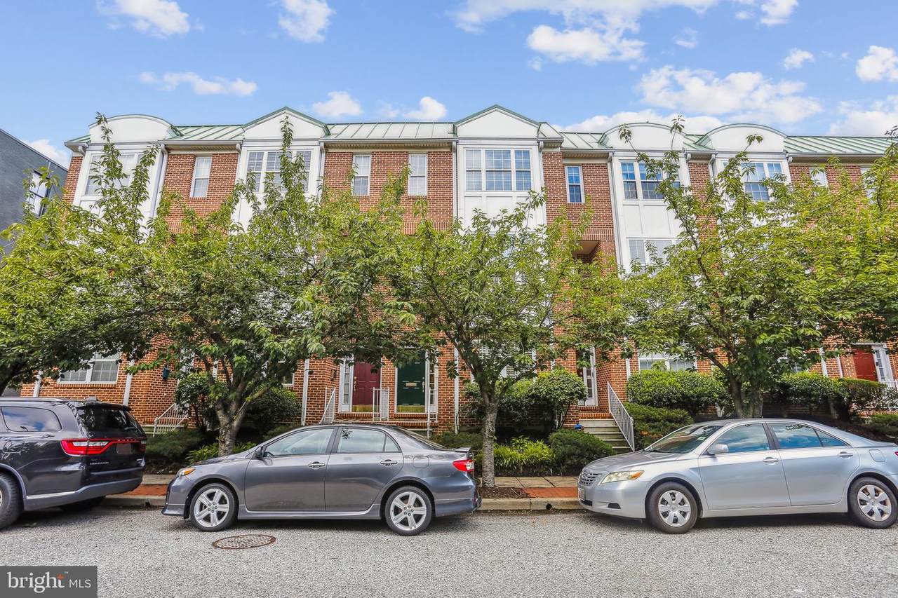 1205 East Avenue - Photo 1