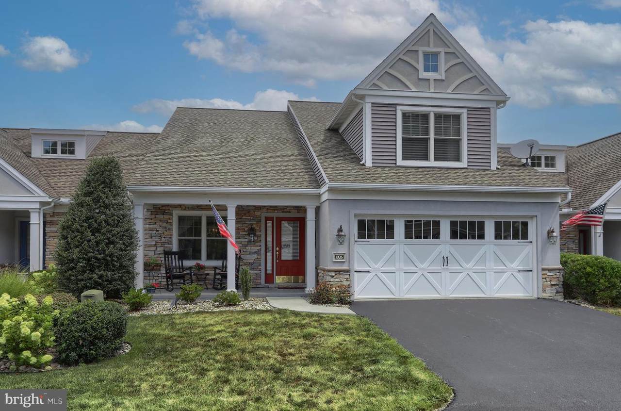1026 English Drive - Photo 1