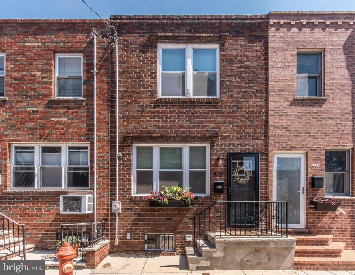 1019 Watkins Street - Photo 1