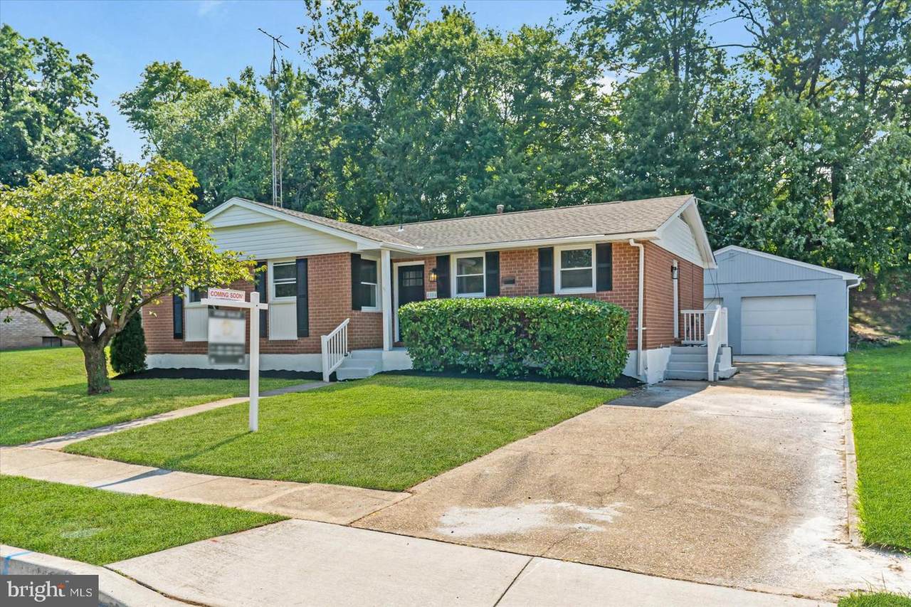 8304 Analee Avenue - Photo 1