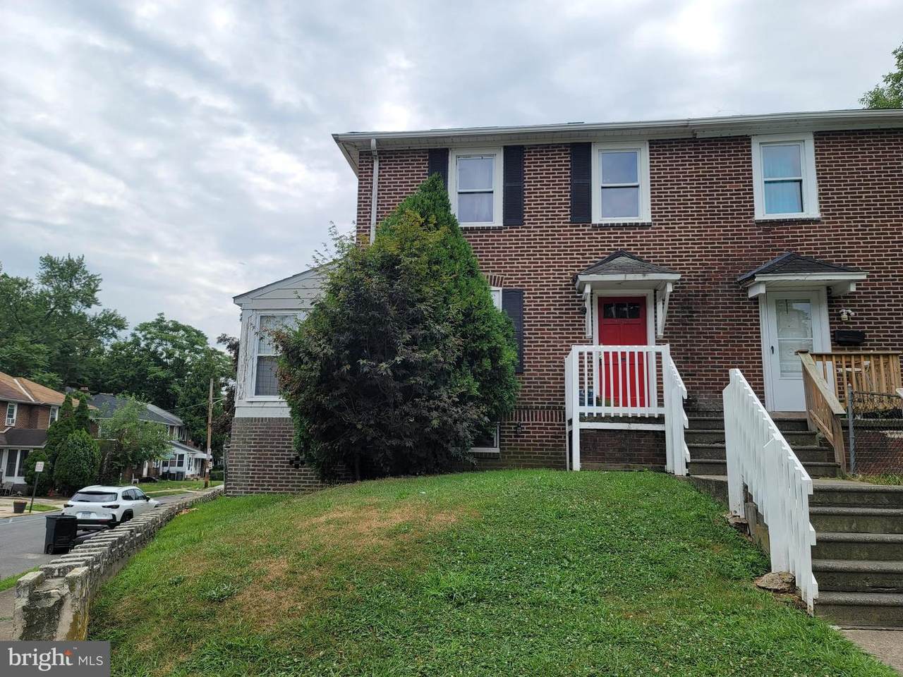 939 16TH Street - Photo 1