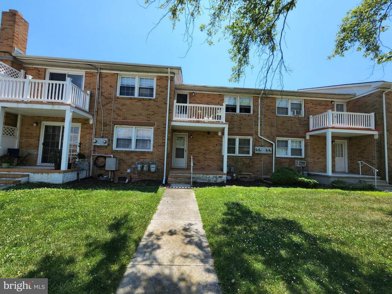 707 Dorset Avenue - Photo 1