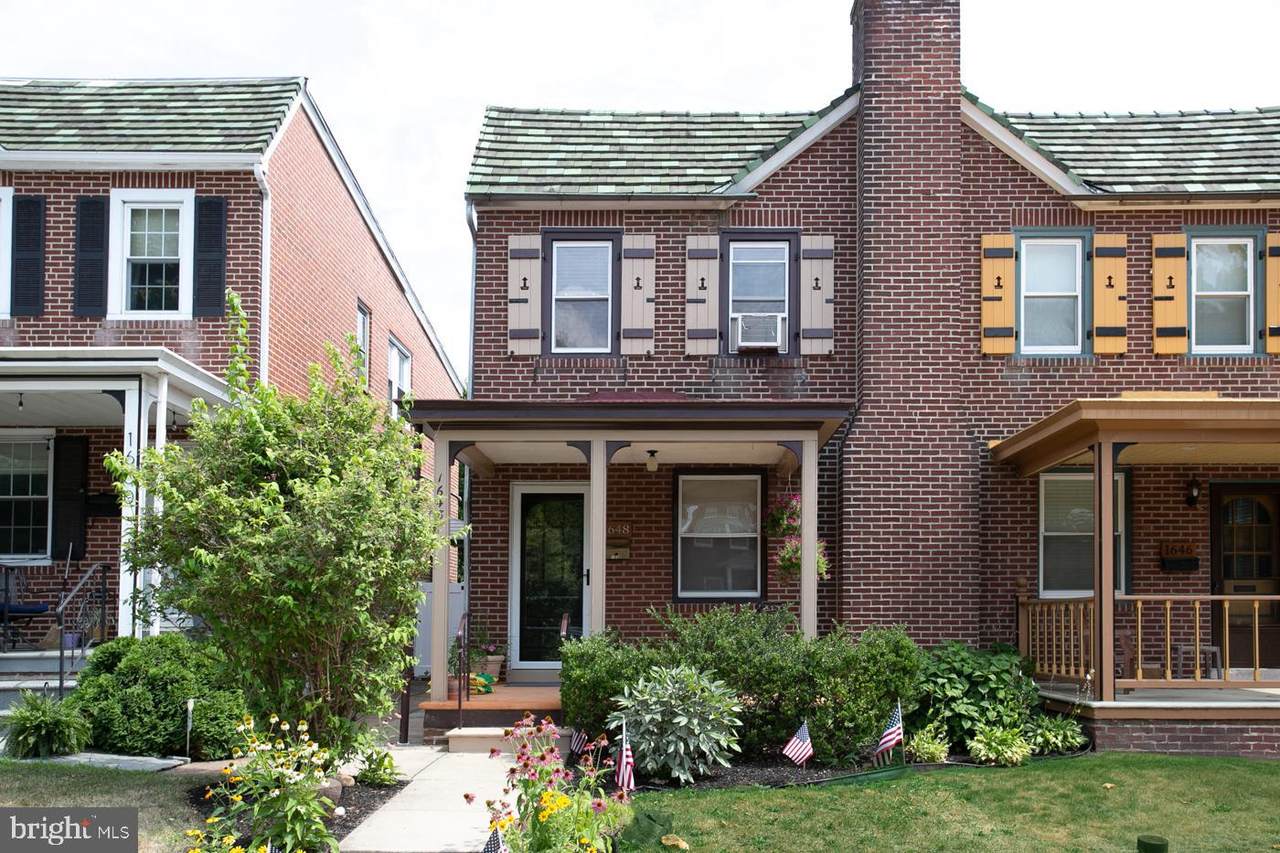 1648 Powell Street - Photo 1
