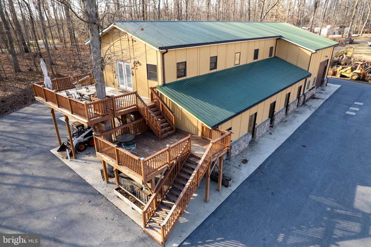 7040 Britannia Drive - Photo 1