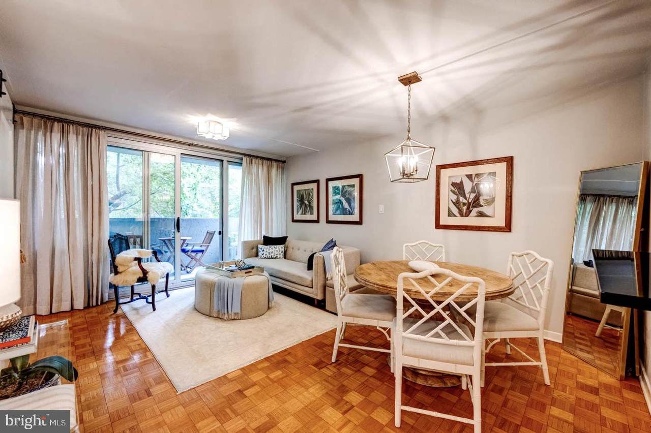 224-30 Rittenhouse Square - Photo 1