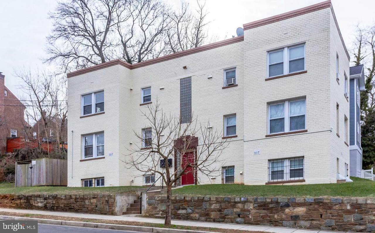 2801 R Street - Photo 1