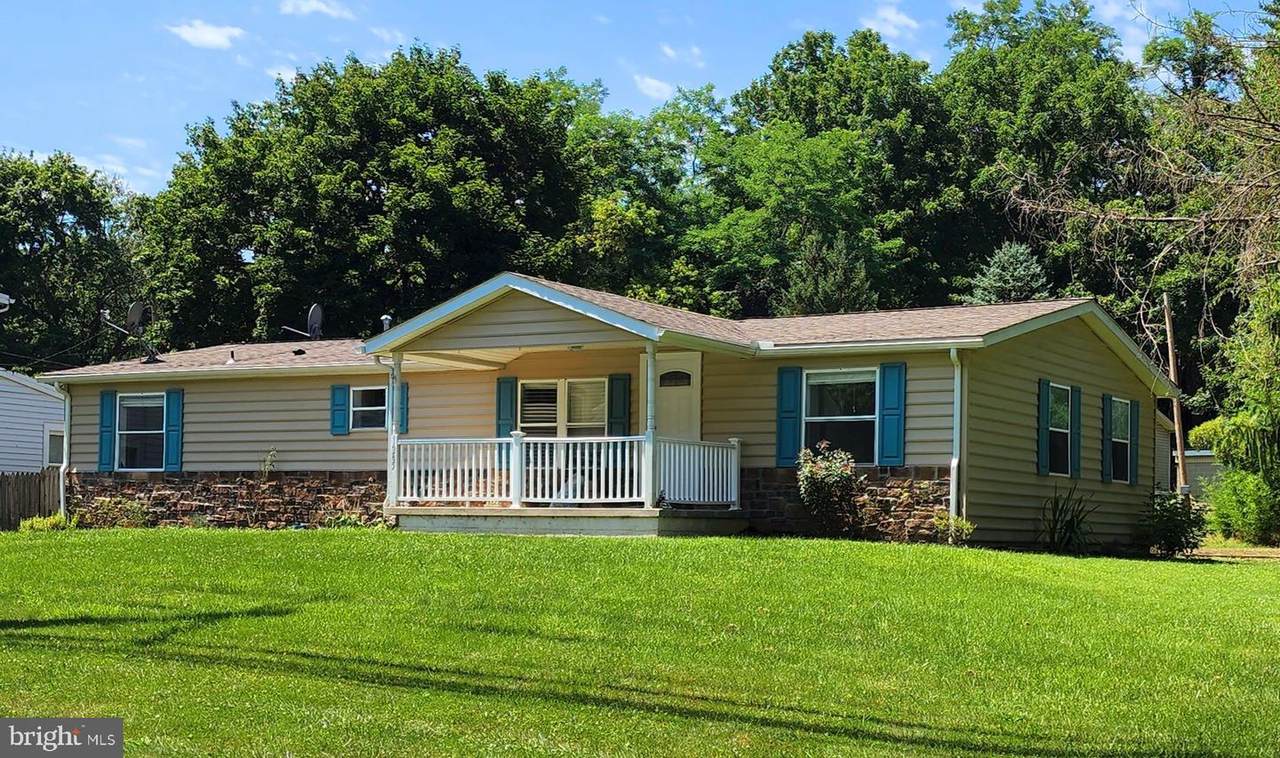 1265 Valley Road - Photo 1