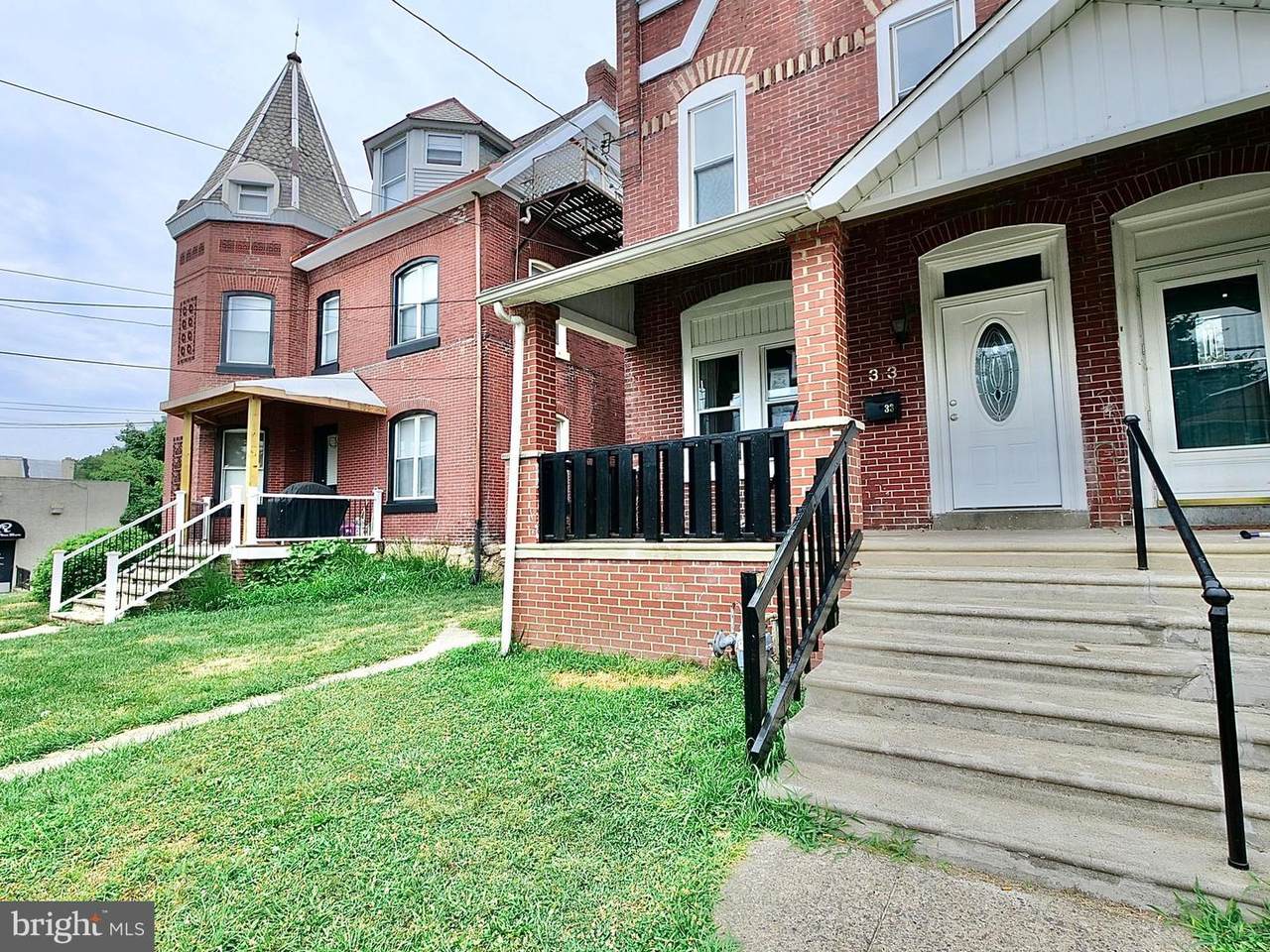 33 Broadway Avenue - Photo 1