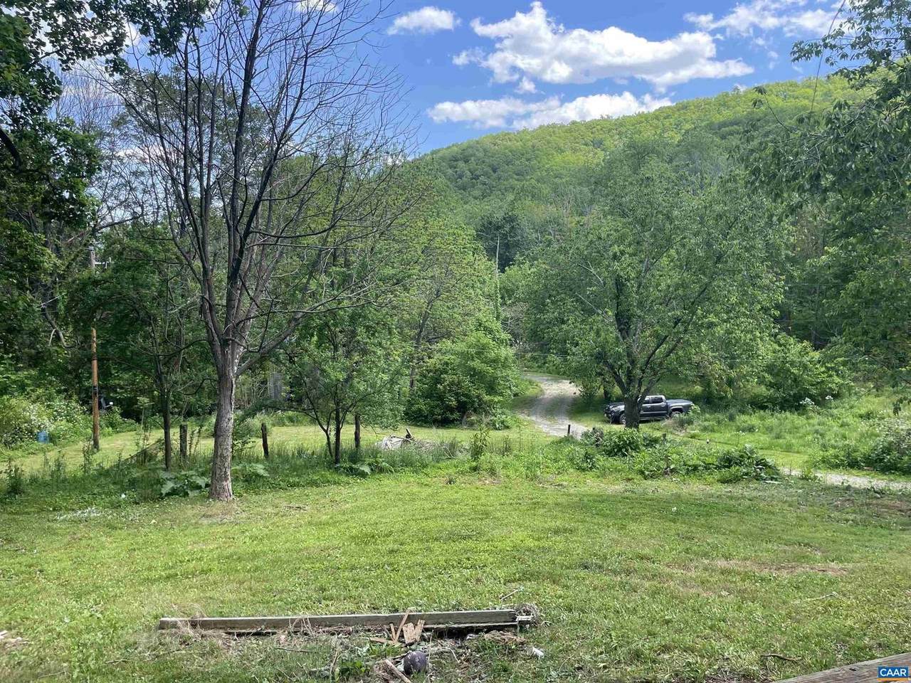 142 Rooster Ridge Rd - Photo 1
