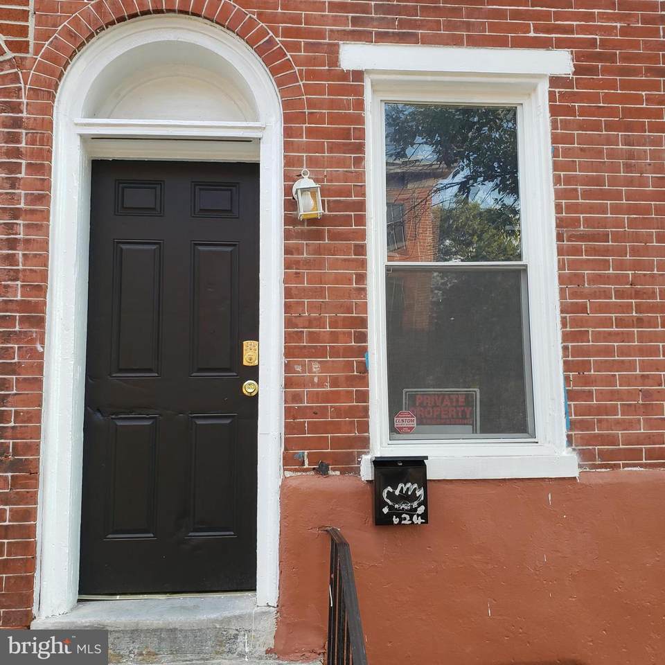 624 5TH Street - Photo 1