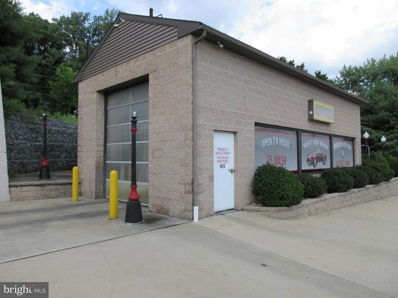 401 Lincoln Highway - Photo 1