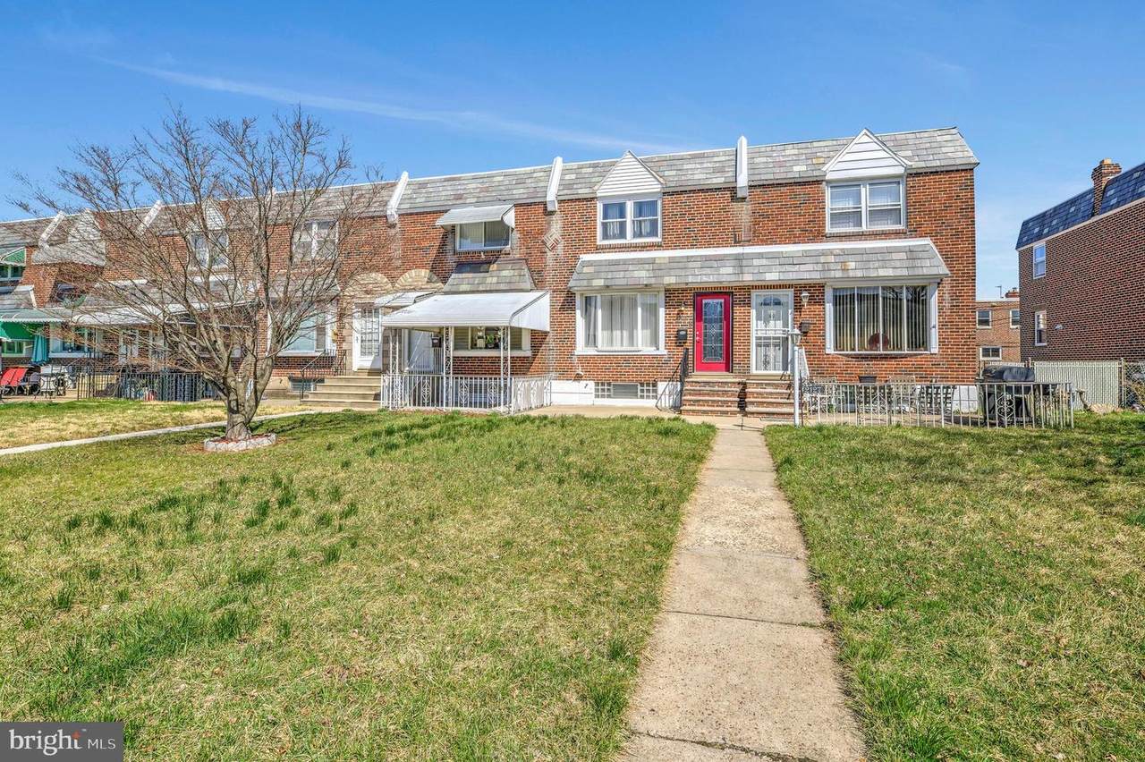 2125 Devereaux Avenue - Photo 1