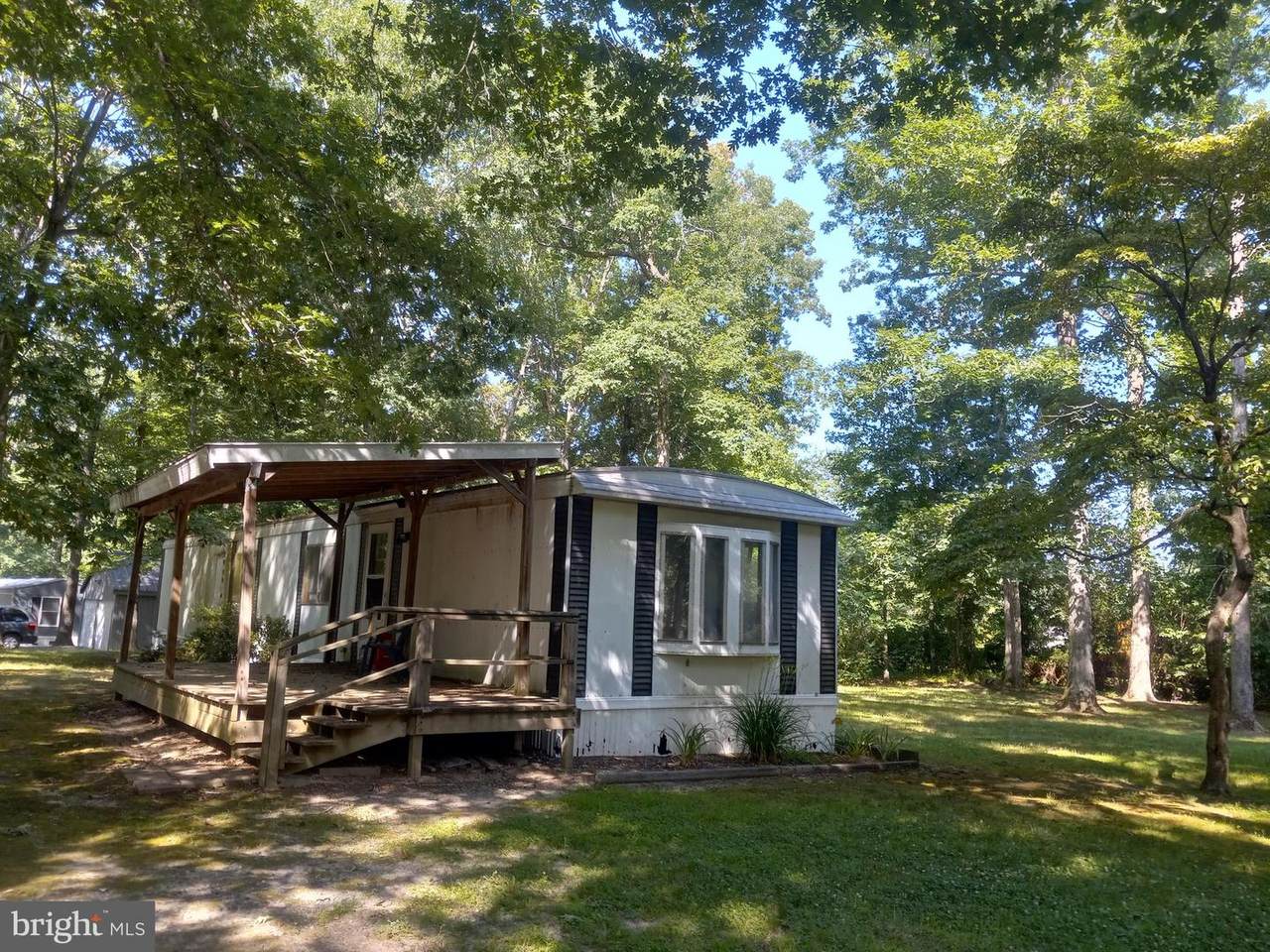 10607 Heritage Road - Photo 1