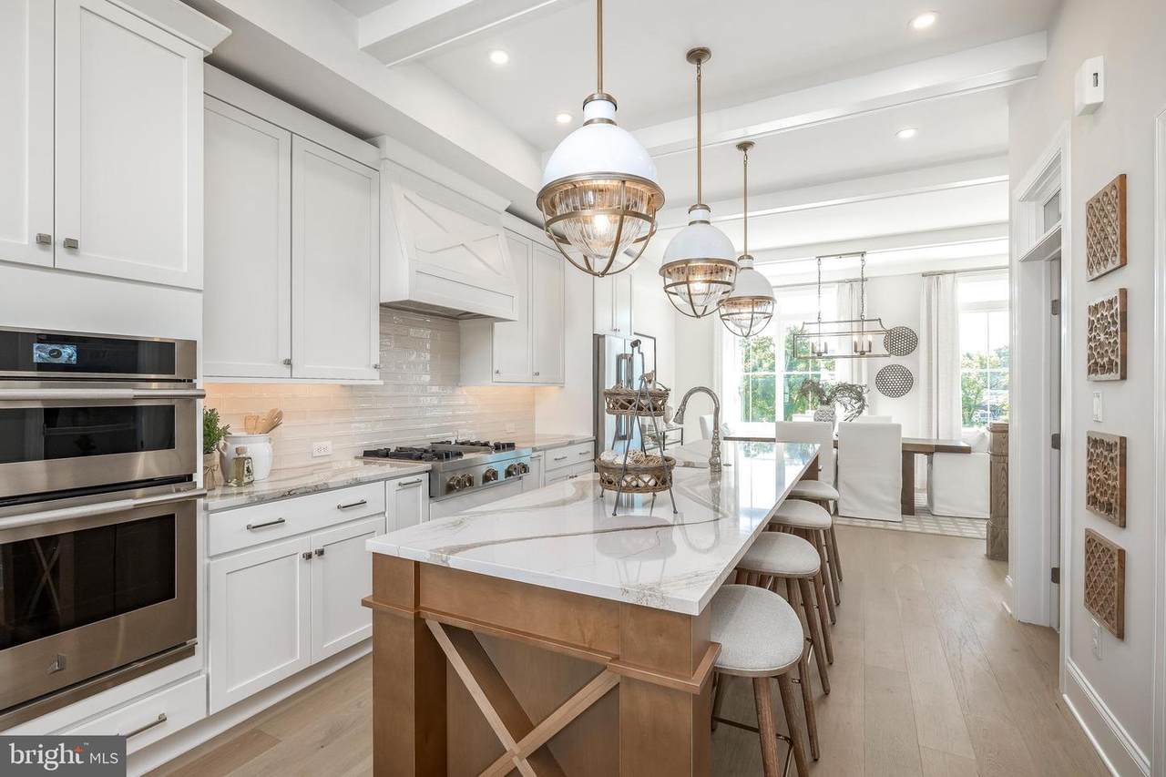 181 Burcham Street - Photo 1