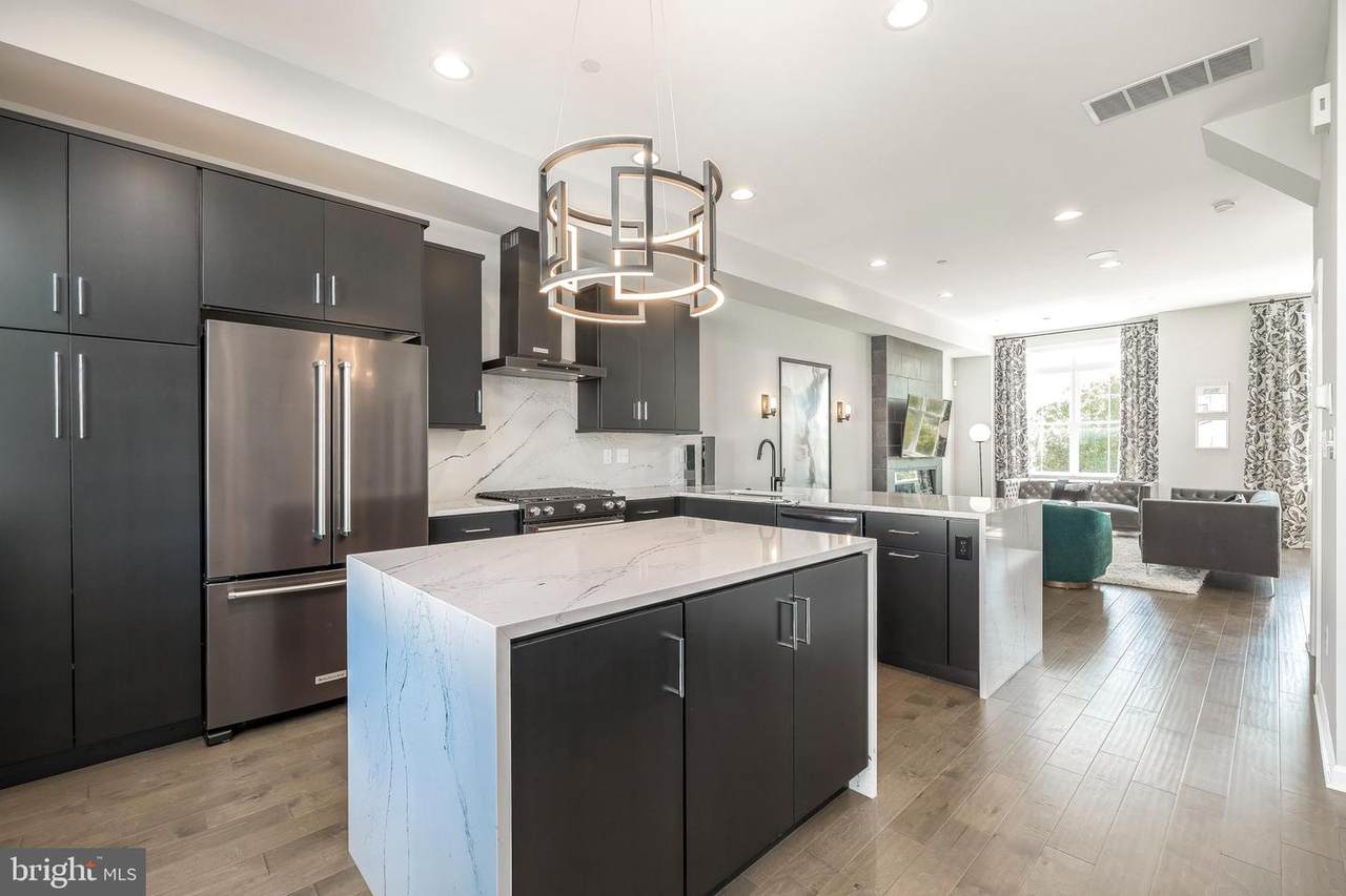 3 Smithworks Boulevard - Photo 1
