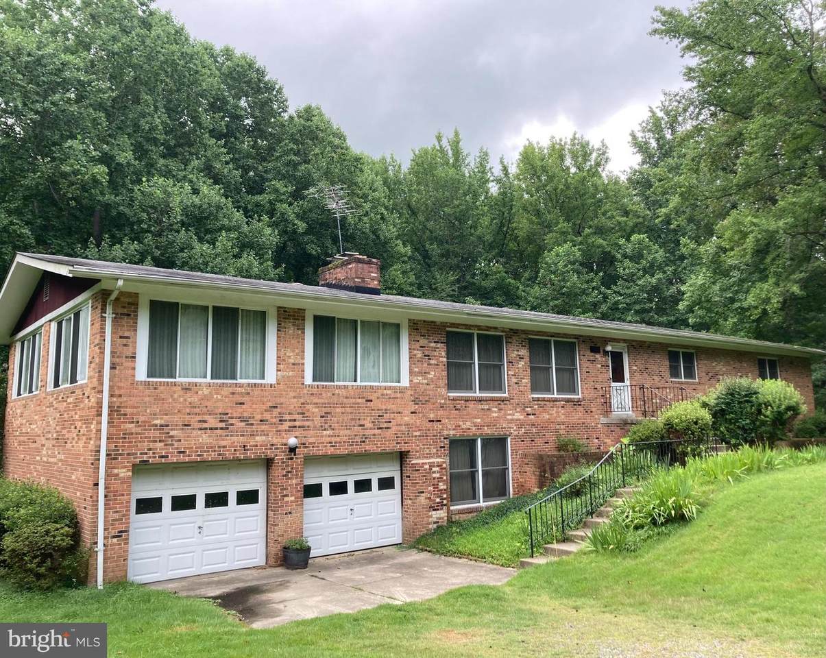 15201 Rolling Meadows Road - Photo 1