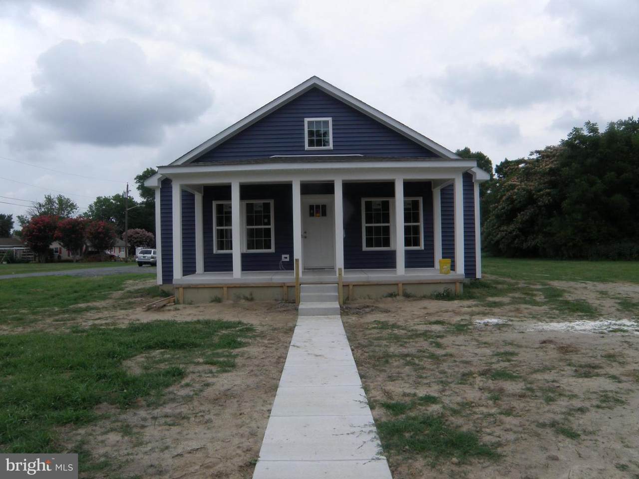 318 Front Street - Photo 1