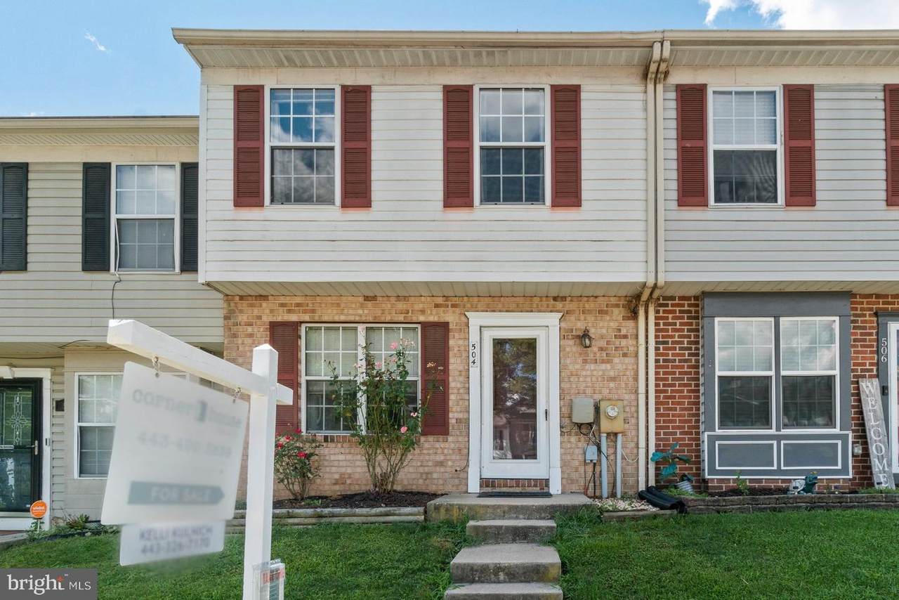 504 Gloucester Court - Photo 1