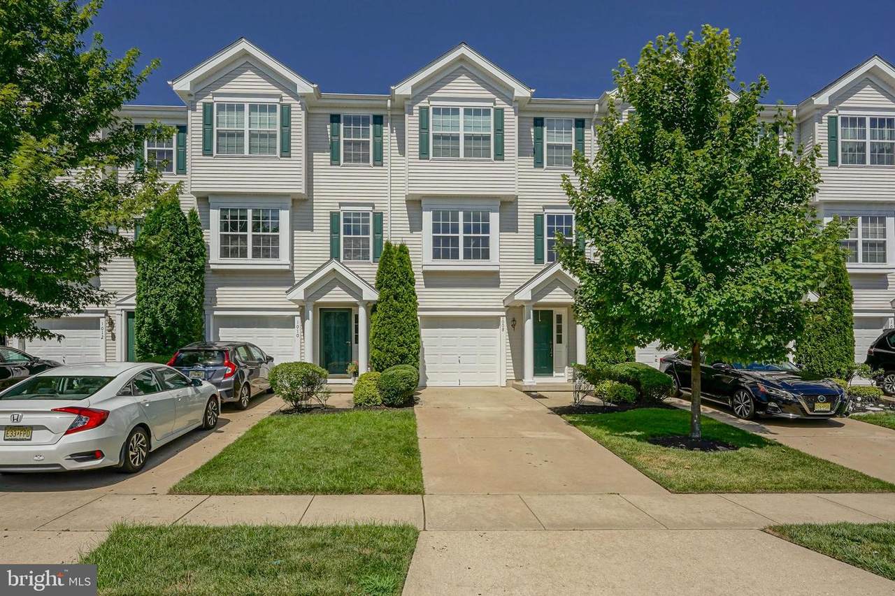 1008 Buckingham Drive - Photo 1