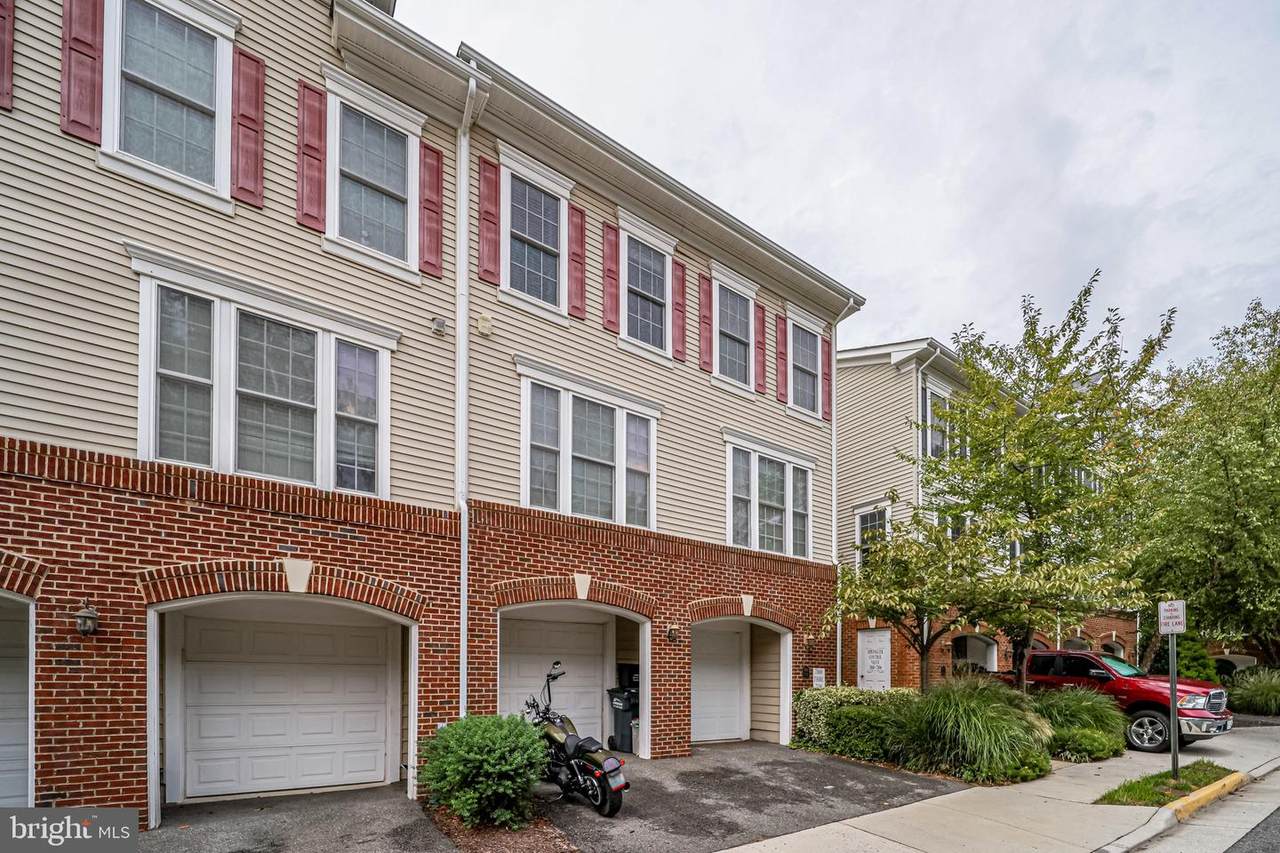 7110 Mason Grove Court - Photo 1