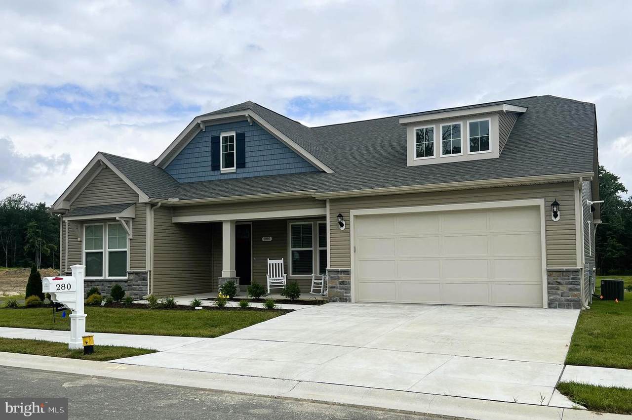 280 Peacock Place - Photo 1