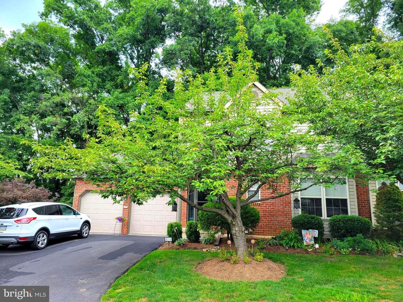 137 River Bend Park - Photo 1
