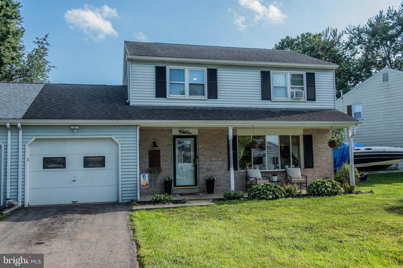 2208 Harmony Hill Drive - Photo 1