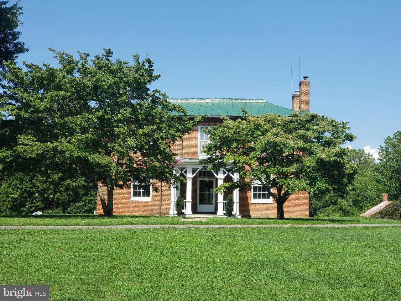 383 Dunnsville Road - Photo 1