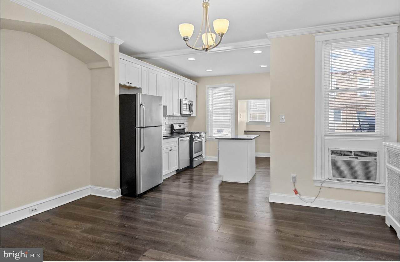 7234 Glenloch Street - Photo 1