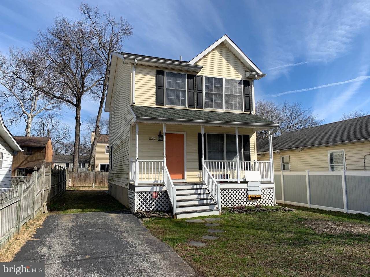 1619 Bentley Road - Photo 1