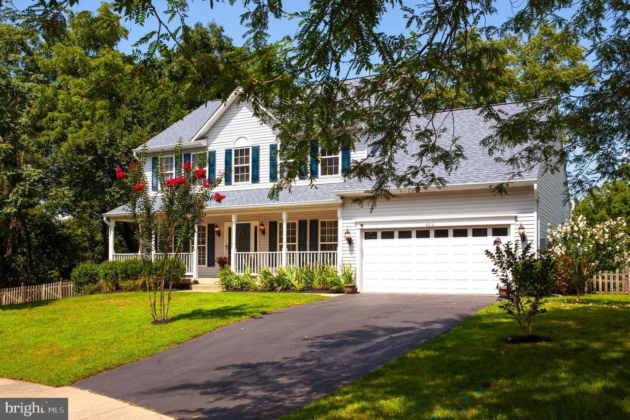 420 Heronwood Court - Photo 1
