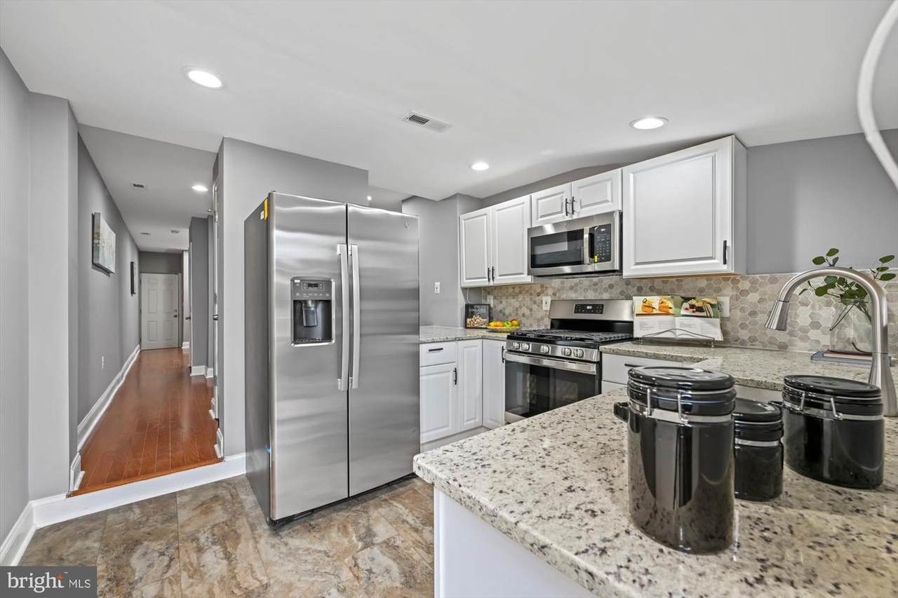 11 Conkling Street - Photo 1
