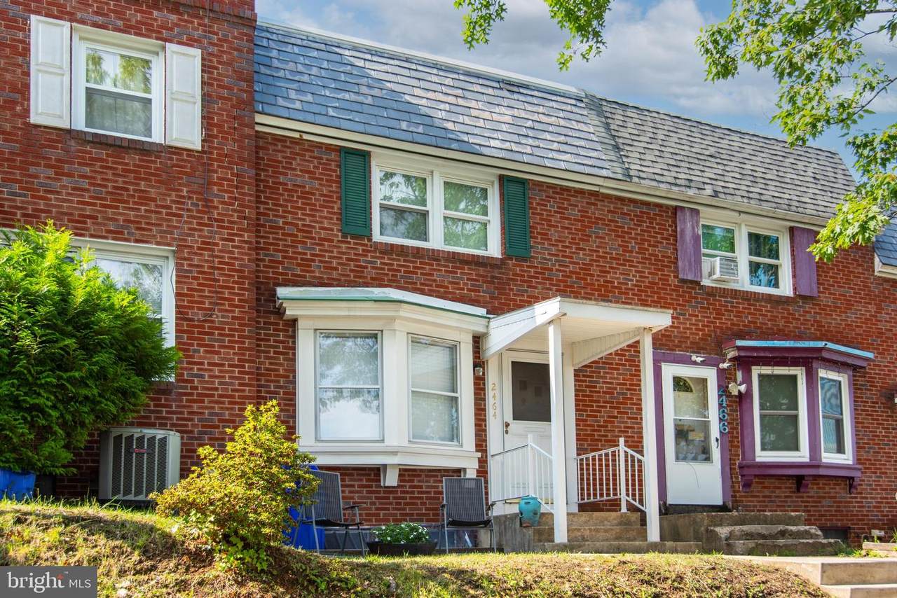 2464 Mercer Street - Photo 1