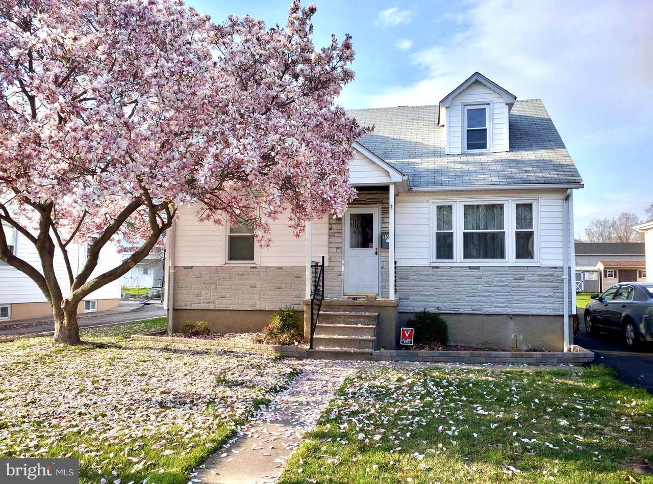 1318 Dorsey Avenue - Photo 1