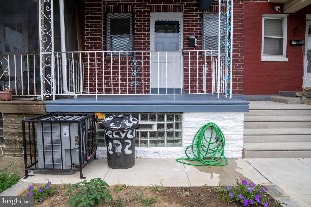 222 Albanus Street - Photo 1