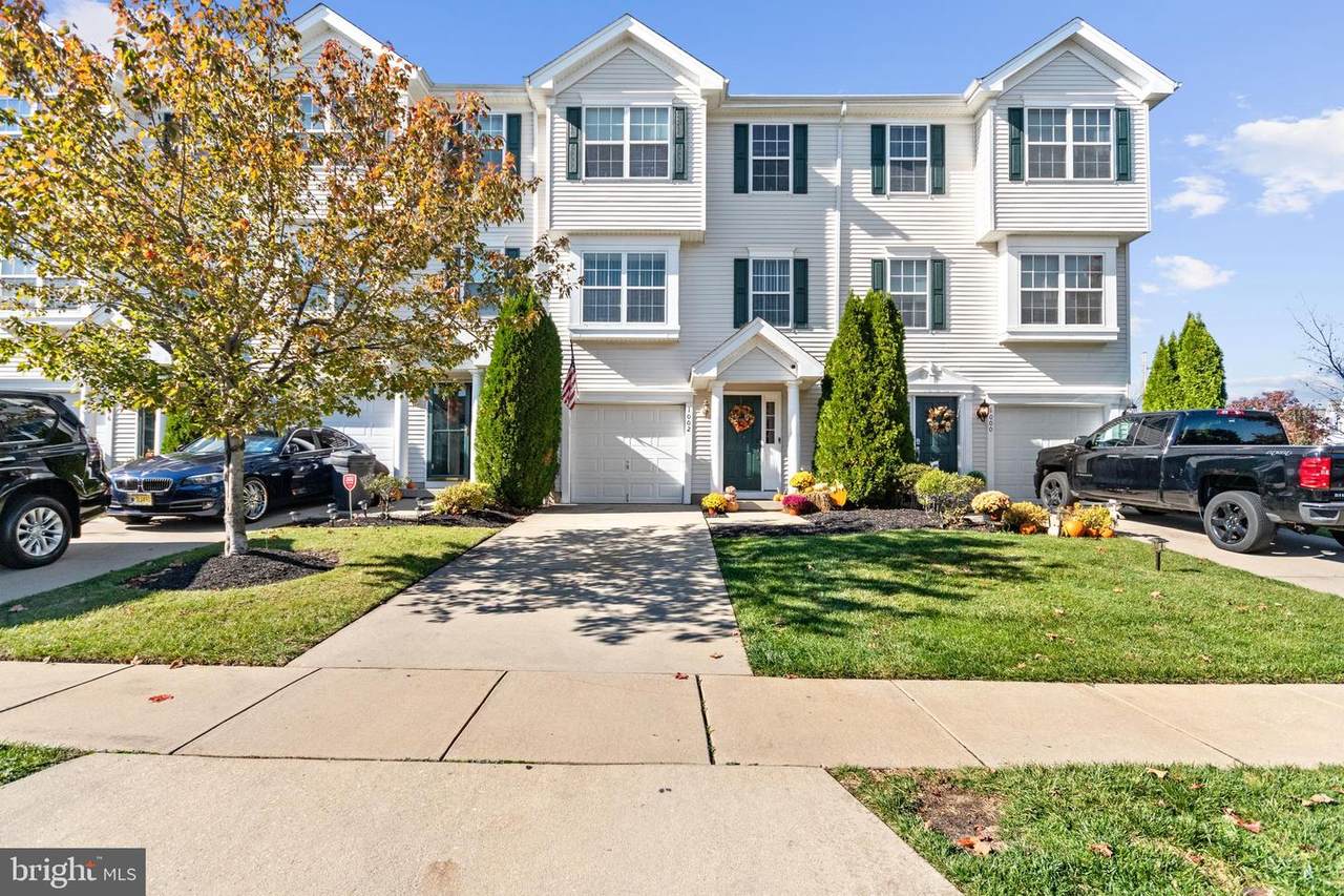 1002 Buckingham Drive - Photo 1