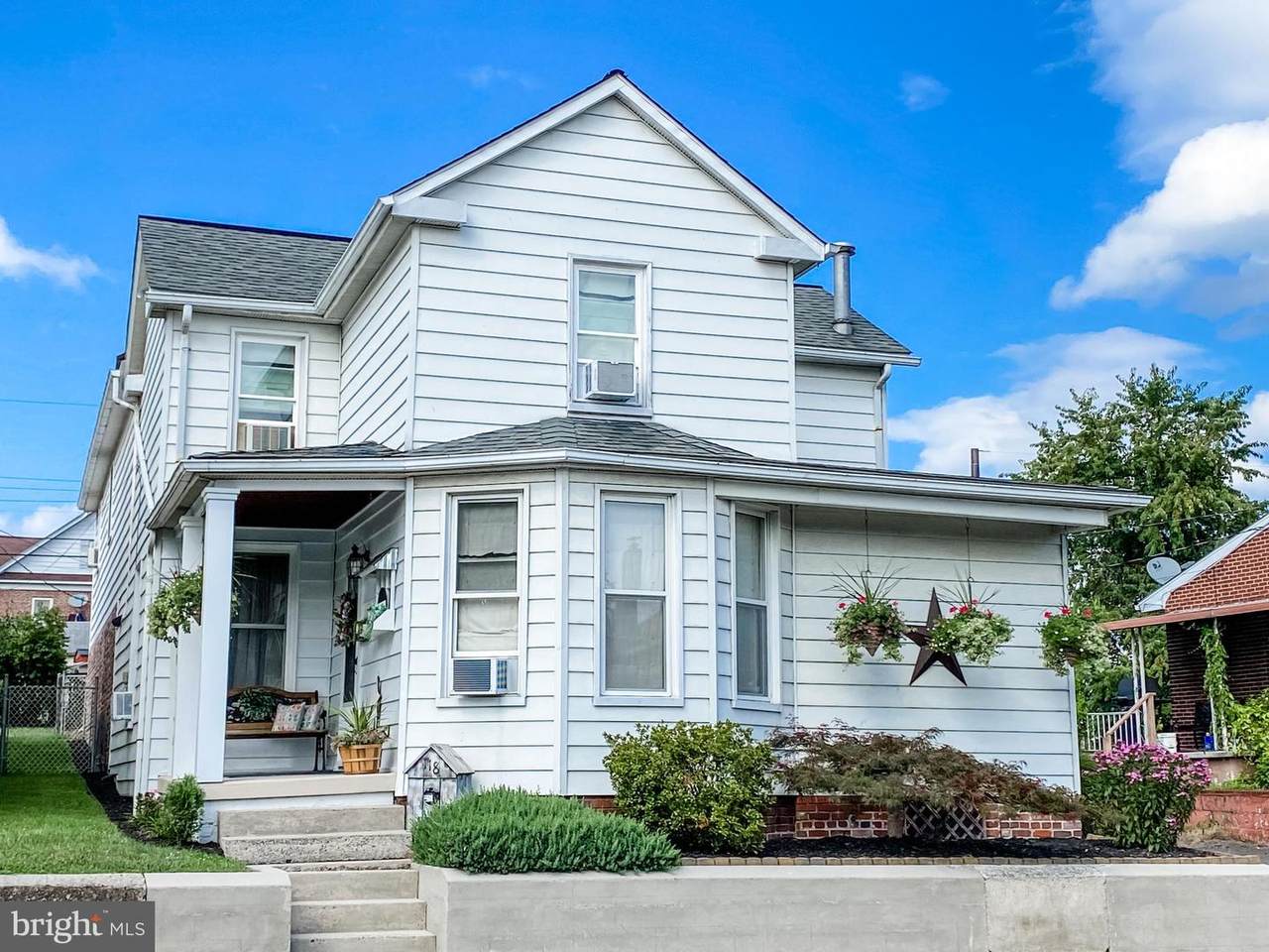 118 Elder Street - Photo 1