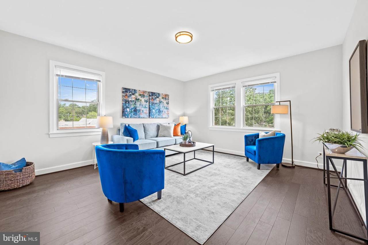 304 Aspen Street - Photo 1