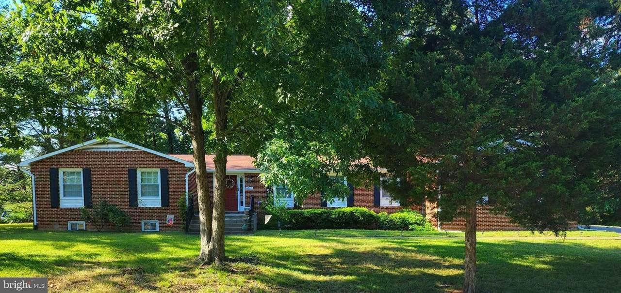 4160 Pineyridge Lane - Photo 1