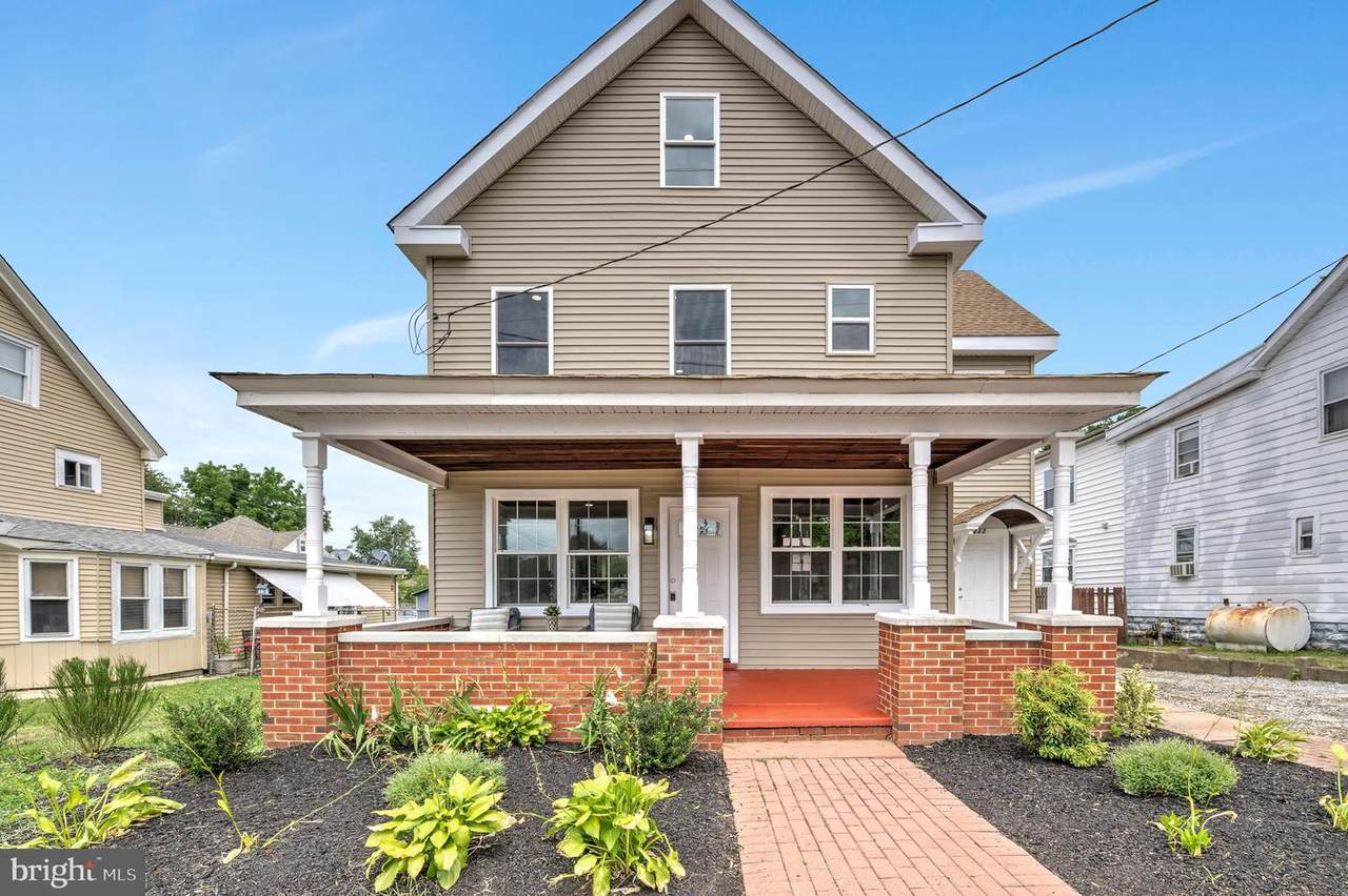 220 Main Street - Photo 1
