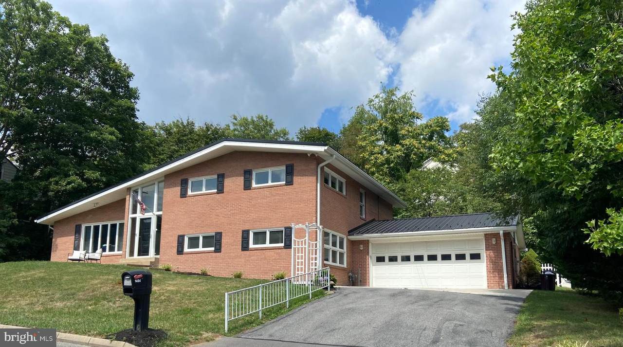 1404 Holland Street - Photo 1