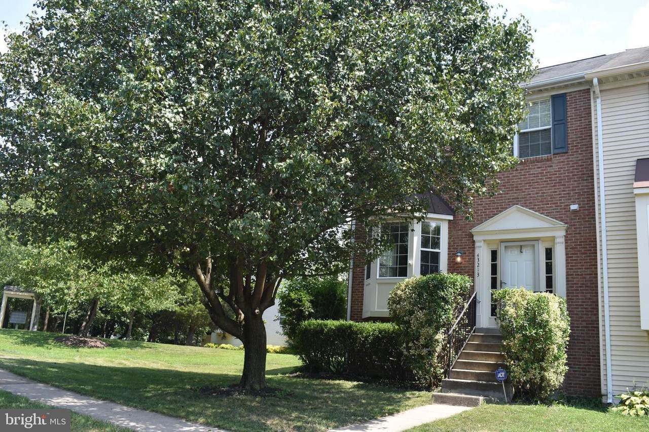 43213 Ribboncrest Terrace - Photo 1