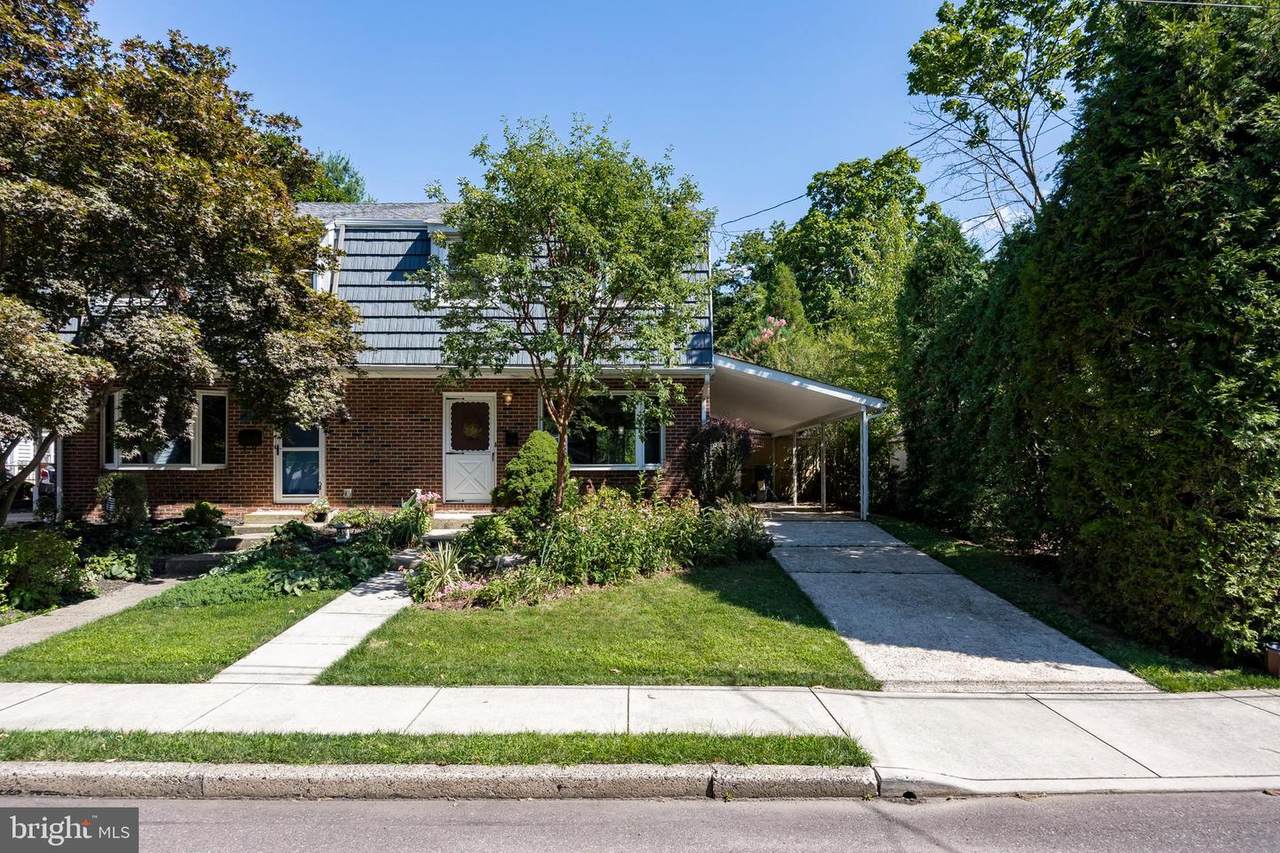 622 Chestnut Street - Photo 1