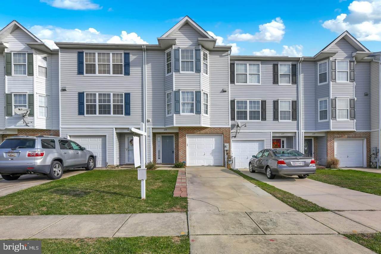 635 Hunting Fields Road - Photo 1