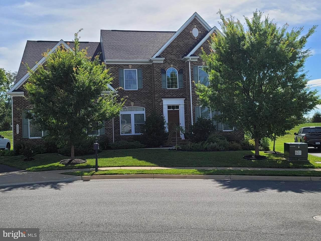 42289 Brisley Court - Photo 1